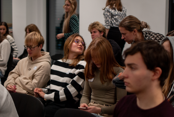 Конференція YOUTH DAY (сумісно з PAH, Centrum Wielokulturowe w Krakowie, Fundacja IB Polska)